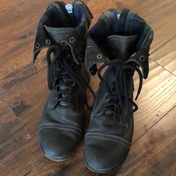 Steve Madden Combat Boots - Picture 1 of 4
